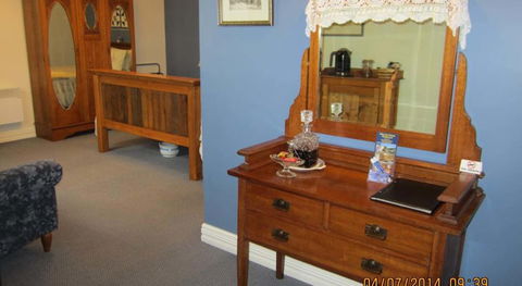 Walton House - Accommodation Cairns 1