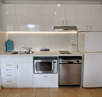Crest Apartments Byron Bay - Accommodation Cairns