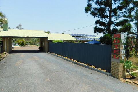 Hatton Vale Motel - Accommodation Cairns 3