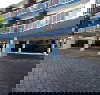 Red Star Hotels Palm Beach - Accommodation Cairns