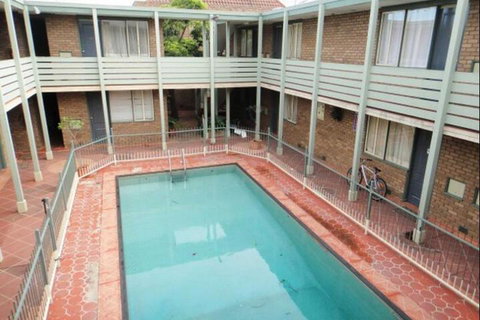 Stayinn Motel - Accommodation Cairns 4