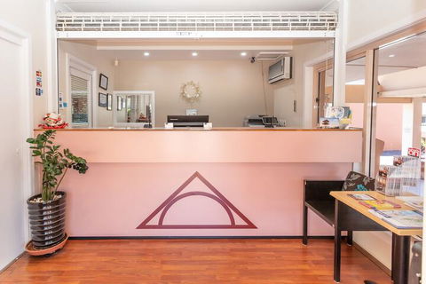 Engadine Motor Inn - Accommodation Cairns 4