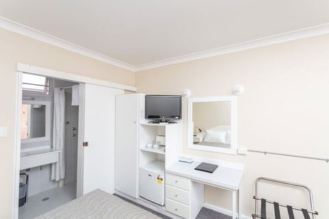 Engadine Motor Inn - Accommodation Cairns 5