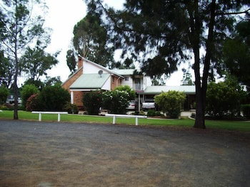 Park House Motor Inn - Accommodation Cairns 1