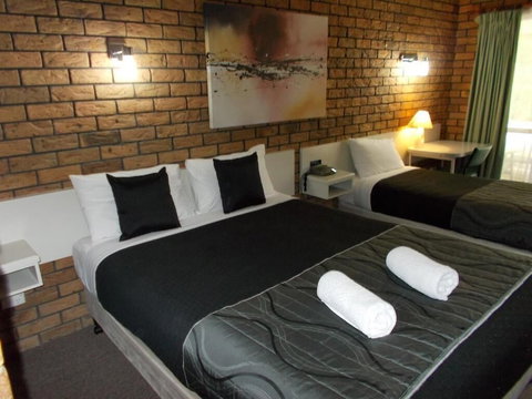 Park House Motor Inn - Accommodation Cairns 5