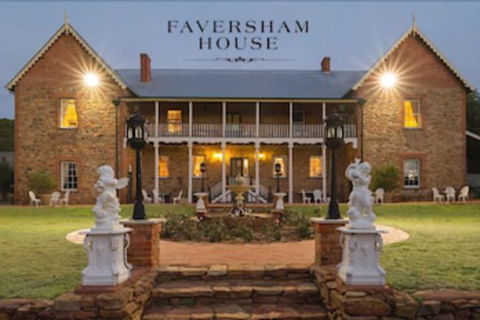 Faversham House - Accommodation Cairns 0