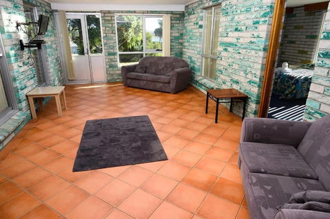White Sands Estate - Accommodation Cairns 5