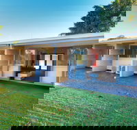 Brook Hotel - Accommodation Cairns