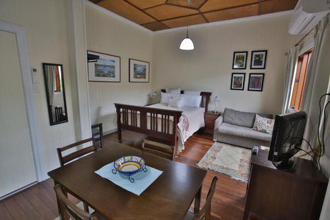 Pale Pacific Holiday Units - Accommodation Cairns 4