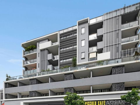 Atrio Apartments - Accommodation Cairns 0