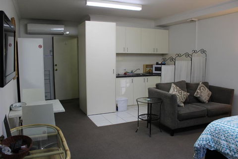 Box Hill Studio Apartment 2 - Accommodation Cairns 6