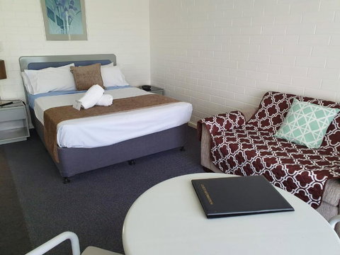 Dalby Manor Motor Inn - Accommodation Cairns 5