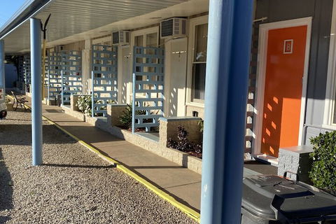 Paddle Steamer Motel - Accommodation Cairns 3