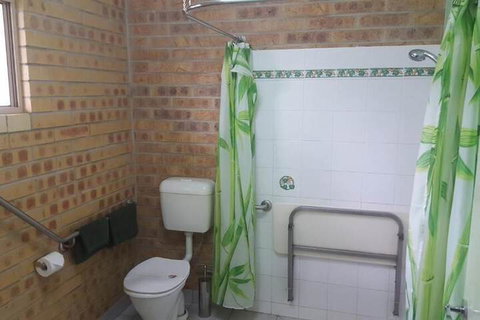 Tiaro Motor Inn - Accommodation Cairns 7