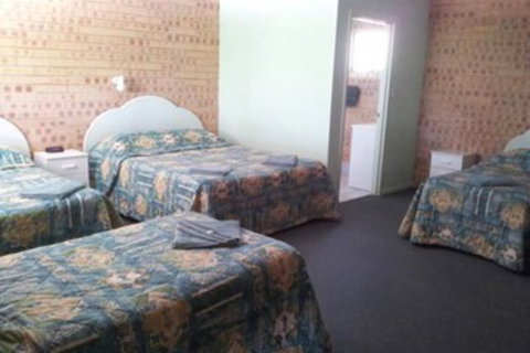 Tiaro Motor Inn - Accommodation Cairns 6