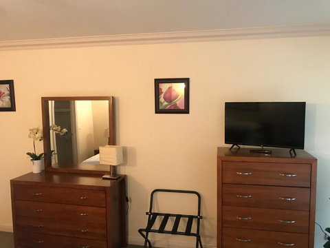 Emerald Creek Cottages - Accommodation Cairns 6