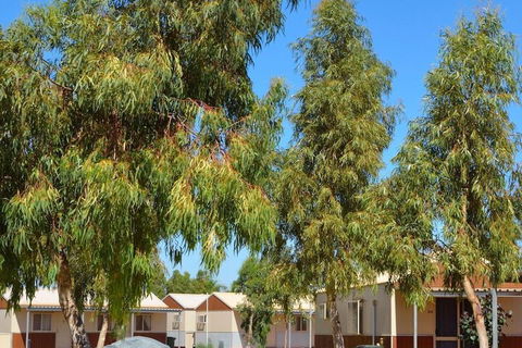 Karratha Village - Accommodation Cairns 4
