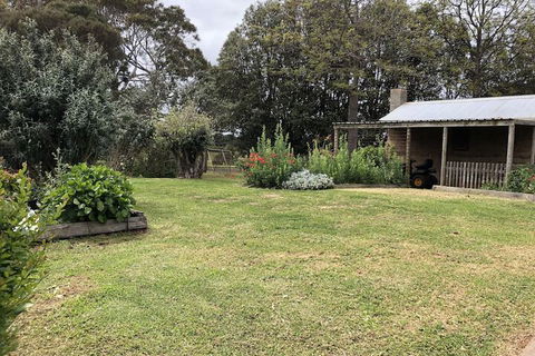 Banksia Park Estate - Accommodation Cairns 3