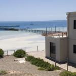 Cliff House Beachfront Villas - Accommodation Cairns 0