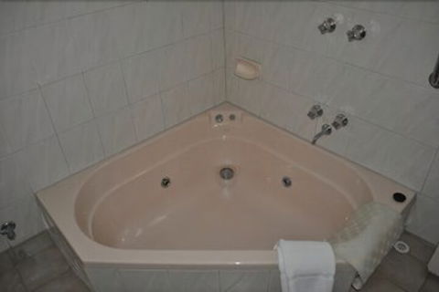 Nunawading Motor Inn - Accommodation Cairns 7