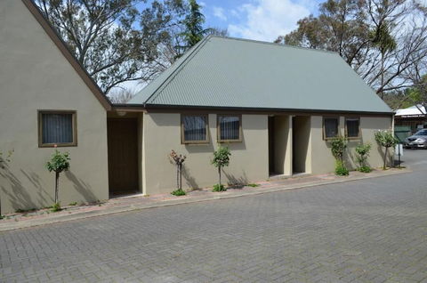 Hahndorf Motel - Accommodation Cairns 0