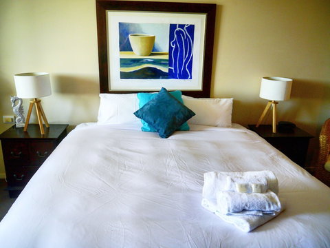 Marine Boutique Apartments - Accommodation Cairns 5