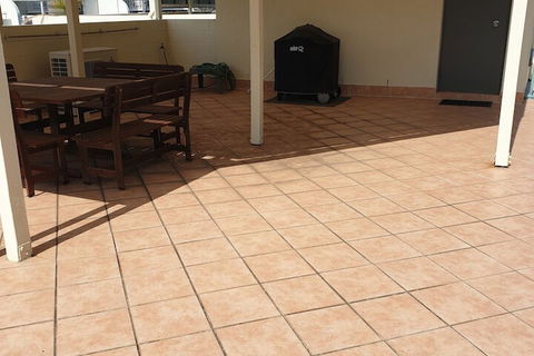 Bayviews & Harbourview Holiday Apartments - Accommodation Cairns 5