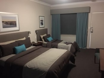 Pastoral Hotel Motel - Accommodation Cairns 1