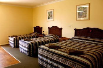 Isis Motel Scone - Accommodation Cairns 0