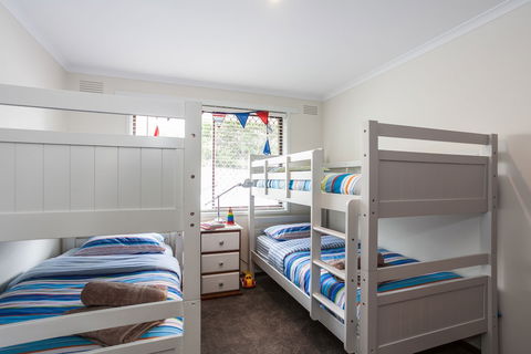 Beachfront Cottages Torquay - Accommodation Cairns 3
