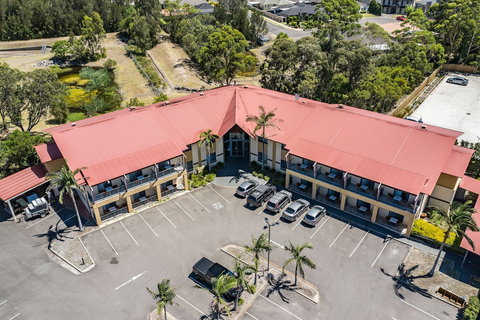 Warners At The Bay - Accommodation Cairns 0