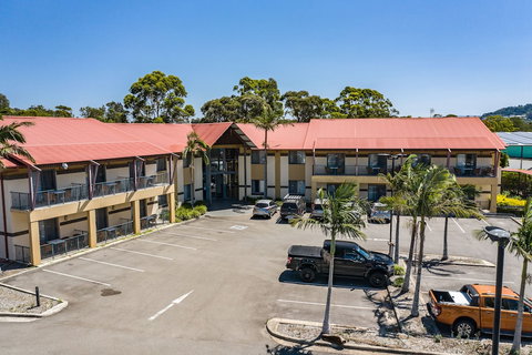 Warners At The Bay - Accommodation Cairns 2