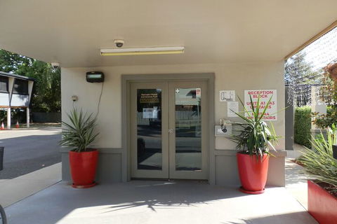 Narrabri Motel And Caravan Park - Accommodation Cairns 2
