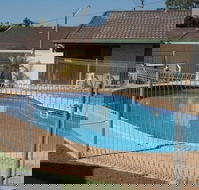 Gladstone Village Motel - Accommodation Cairns
