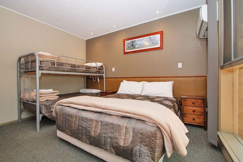 Bright Motor Inn - Accommodation Cairns 3