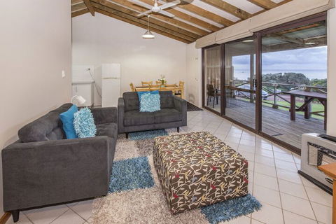 Chandlers Smiths Beach Villas - Accommodation Cairns 4