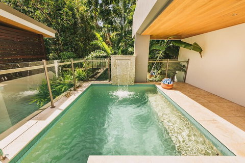 Villa Mercedes Luxury Villa - Accommodation Cairns 2