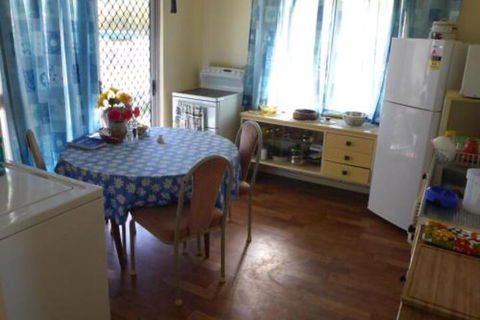 Kitches Cabin - Accommodation Cairns 4