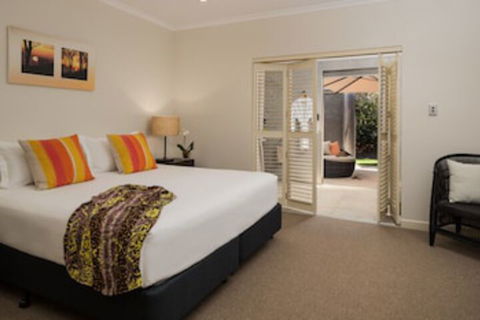 Crystalbrook Lodge - Accommodation Cairns 0