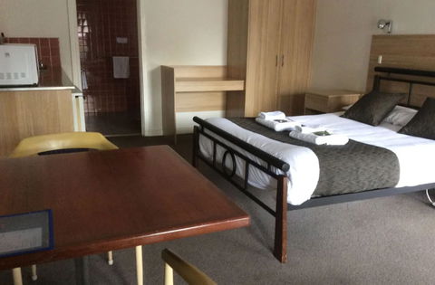 The Hahndorf Old Mill Motel - Accommodation Cairns 4