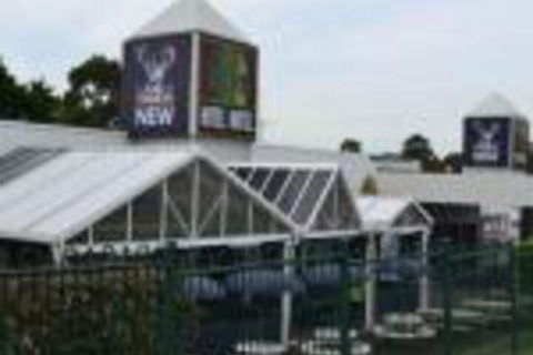 The Oaks Hotel Motel - Accommodation Cairns 0