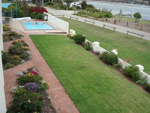 Bayview Apartments Merimbula - Accommodation Cairns 1