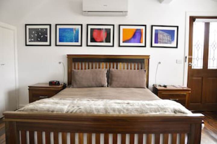 Avenel VIC Accommodation Cairns