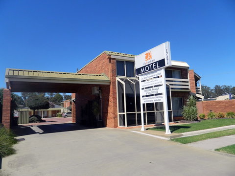 CluBarham Motel - Accommodation Cairns 0