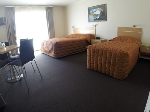 CluBarham Motel - Accommodation Cairns 3
