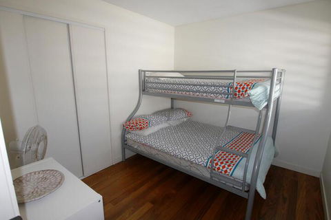 Allora 1 - Accommodation Cairns 2