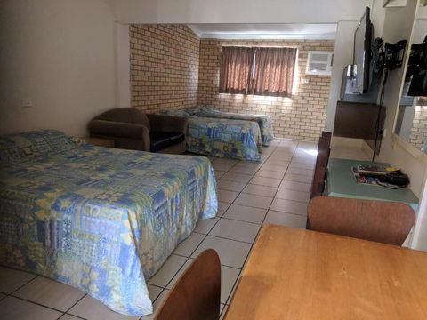 Best One Motel - Accommodation Cairns 3