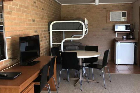 Quays Motel San Remo - Accommodation Cairns 1