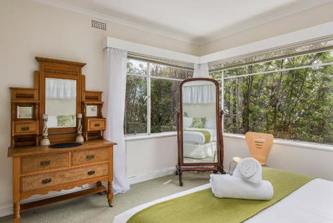 Moonrise View Apartment - Accommodation Cairns 2