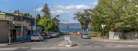 Moonrise View Apartment - Accommodation Cairns 6